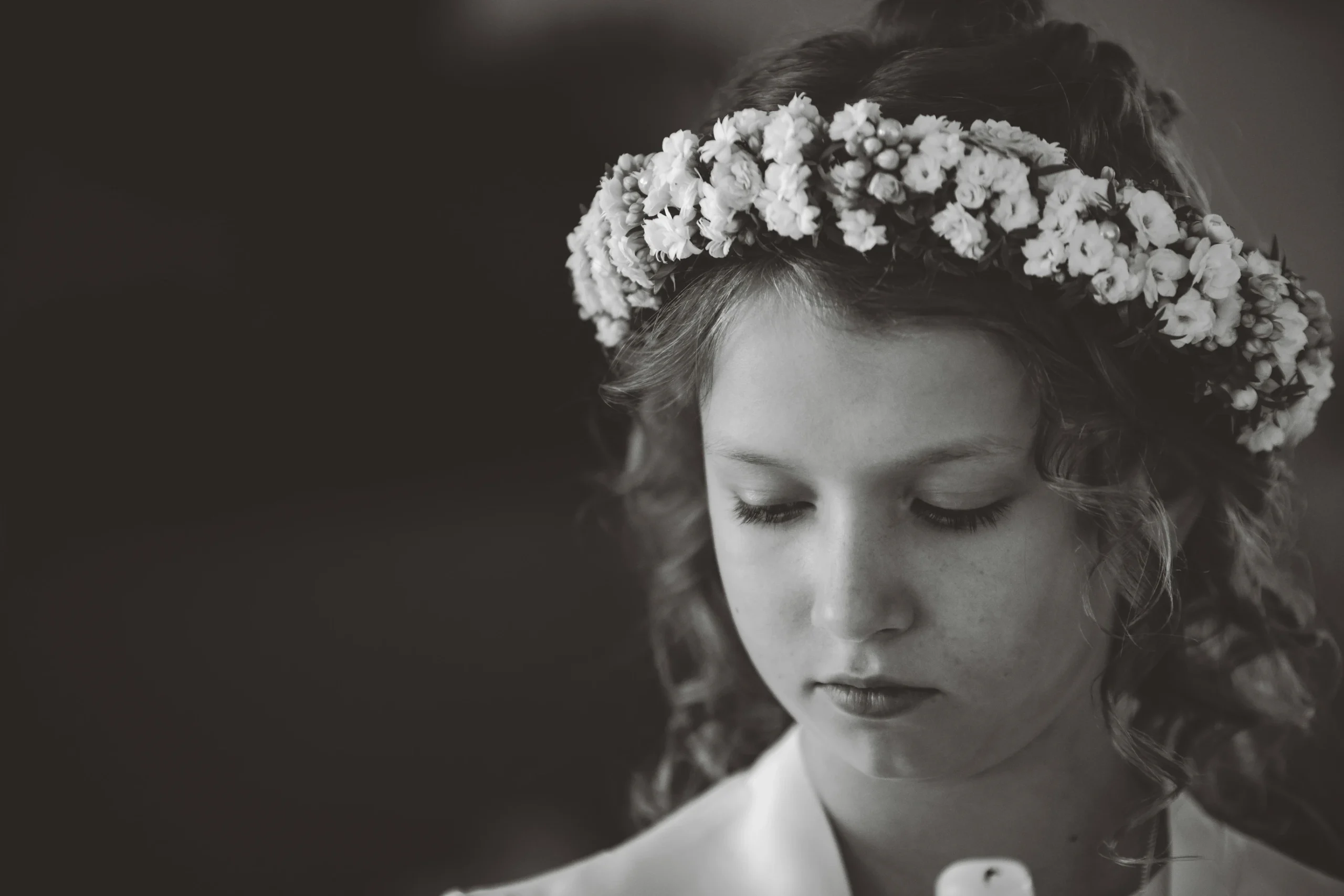 FOTOGRAFIQ-Częstochowa-artystyczna-edycja-fotografii-z-Pierwszej-Komunii-z-delikatnym-efektem